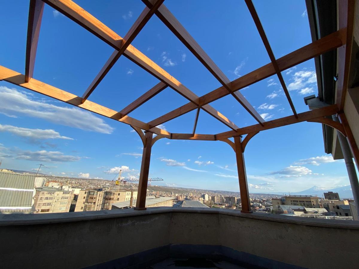Homestay At City Center Yerevan Ngoại thất bức ảnh