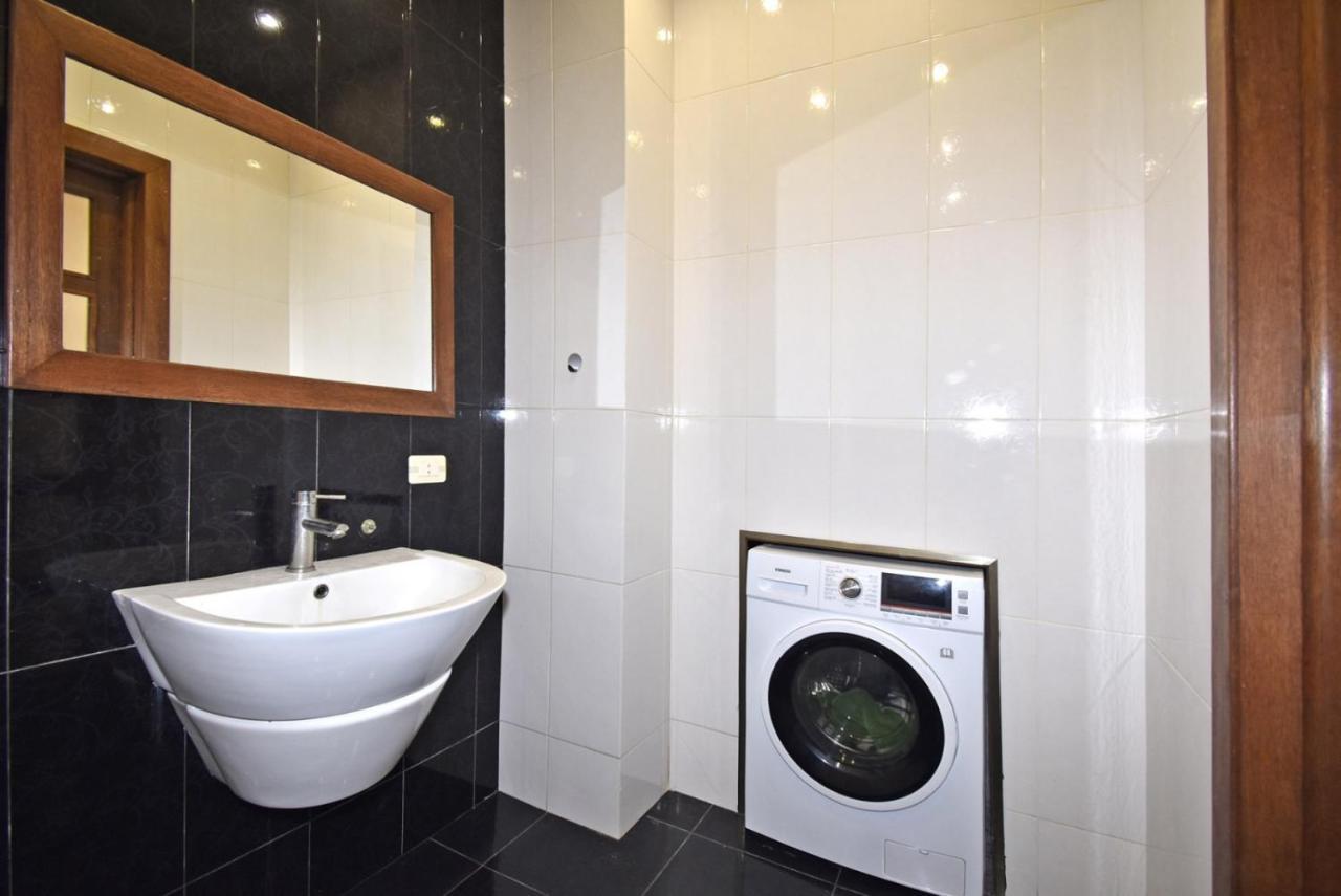 Homestay At City Center Yerevan Ngoại thất bức ảnh