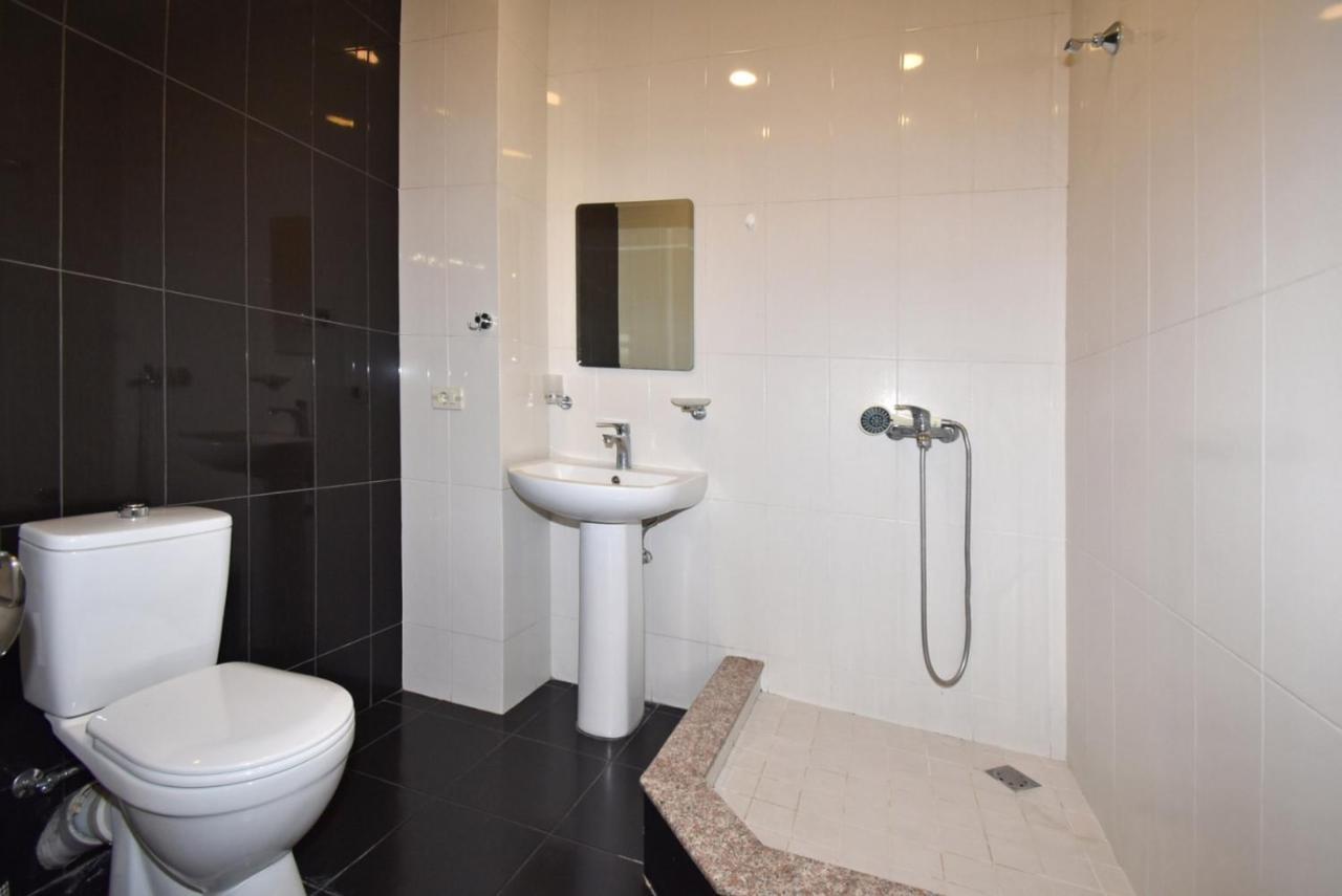 Homestay At City Center Yerevan Ngoại thất bức ảnh