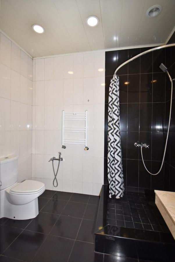 Homestay At City Center Yerevan Ngoại thất bức ảnh